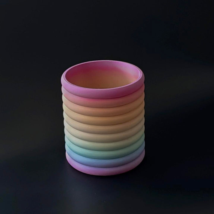 Poppy Planter With Seamless Tray | More Sizes + Colors Available